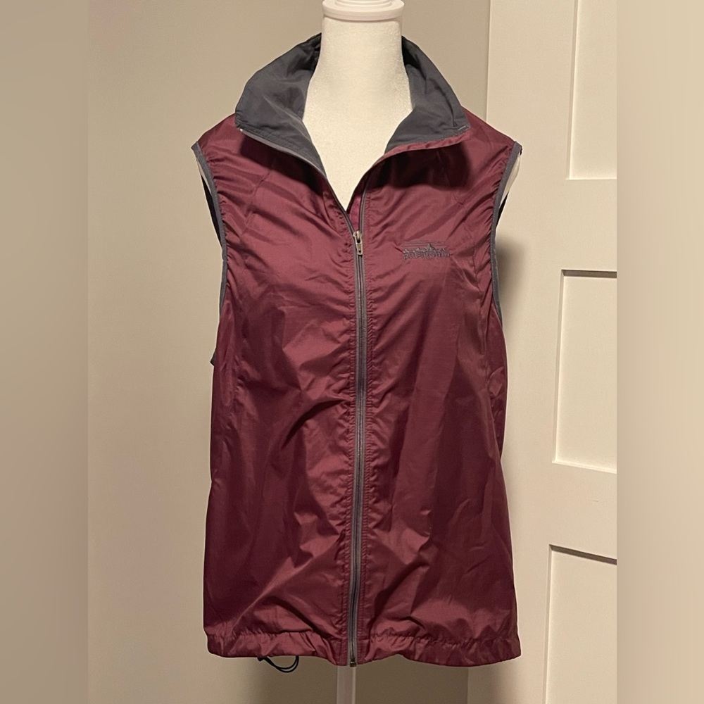 Patagonia Lightweight Purple Full Zip Vest Size Small
